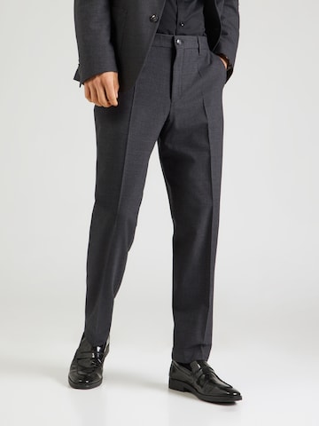Regular Pantalon à plis 'C-Perin-242' BOSS Black en gris : devant