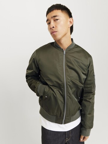JACK & JONES - Chaqueta de entretiempo 'JJOcean' en verde