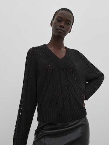 EDITED Pullover 'Luzia' in Schwarz: predná strana