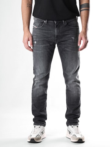 DIESEL - Slimfit Calças de ganga 'Thommer-R' em cinzento