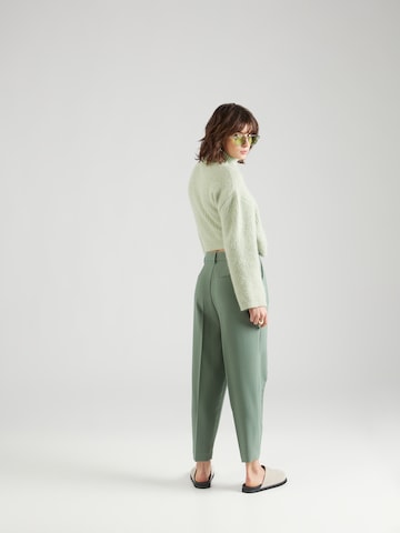 BRUUNS BAZAAR Tapered Pantalon 'Cindy Dagny' in Groen