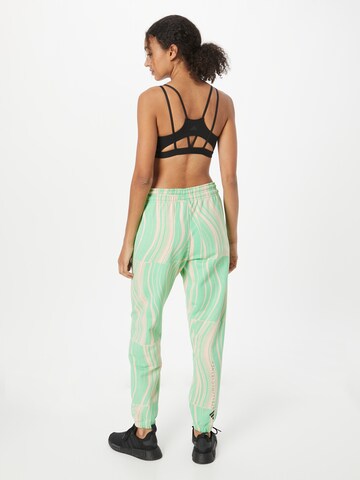 Effilé Pantalon de sport 'Truecasuals' ADIDAS BY STELLA MCCARTNEY en vert