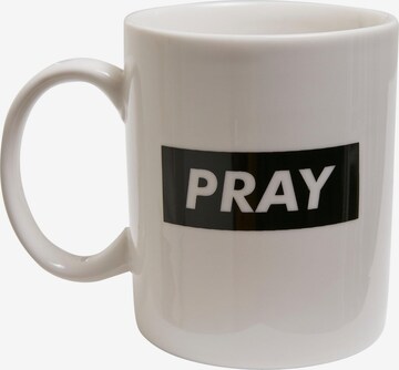 Tazza 'Pray' di Mister Tee in bianco: frontale