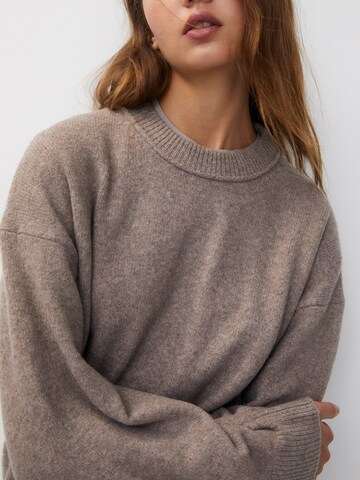 Pull&Bear Sweater in Brown