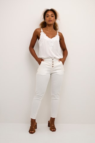 Cream Slimfit Jeans 'Paula ' i hvid