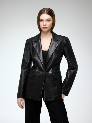 V S P Winterjacke 'Oceane' in Schwarz