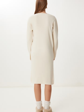 Robes en maille Happiness İstanbul en beige