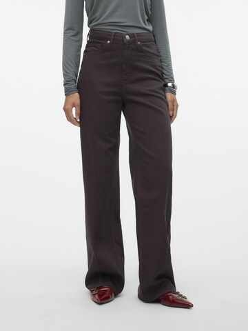 Regular Jean VERO MODA en marron : devant