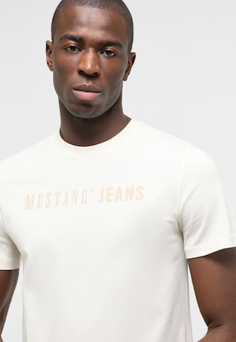 MUSTANG Shirt 'Austin' in Weiß