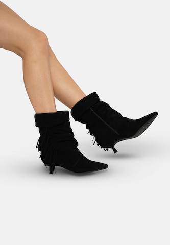 Salinyang Stiefelette in Schwarz