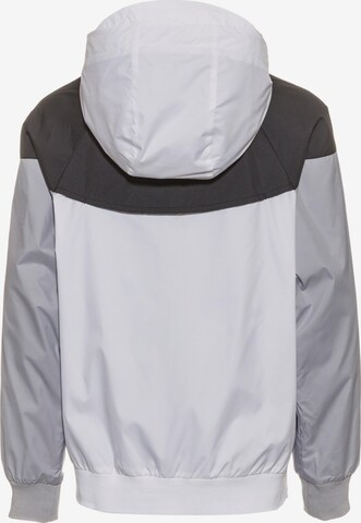 Giacca di mezza stagione di Nike Sportswear in bianco