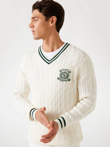 GUESS Pullover in Weiß
