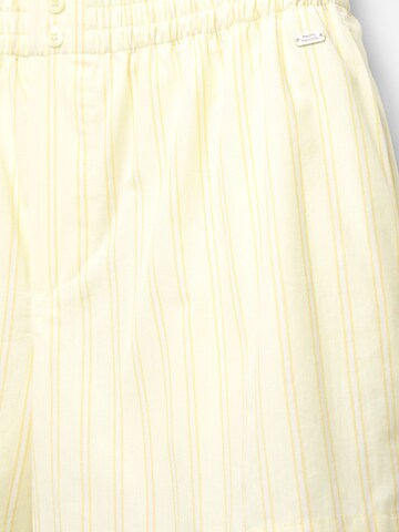 Pull&Bear Loosefit Nadrág 'PACIFIC' - sárga