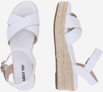 ABOUT YOU - Sandalias 'Nadine' en blanco