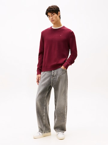 Pull-over 'ESS' Tommy Jeans en rouge