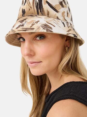 Tamaris Hat in Brown