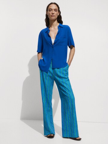 MANGO Regular Hose 'Moraima' in Blau