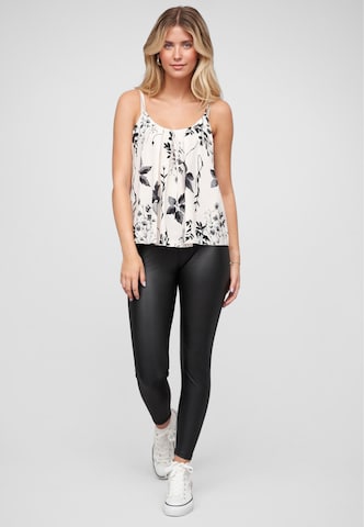 Top di Cloud5ive in bianco