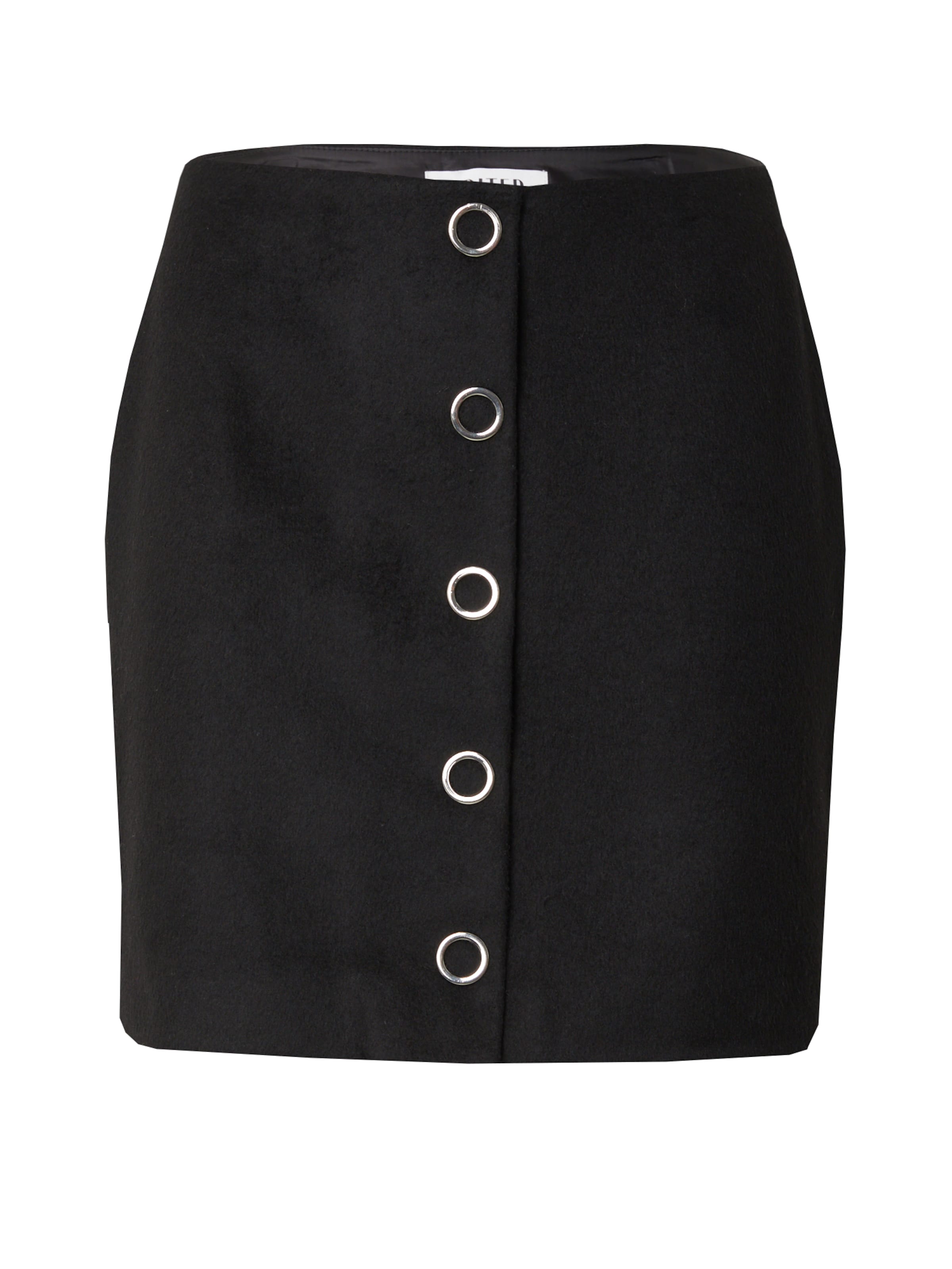 EDITED Пола 'Jana' в черно: отпред