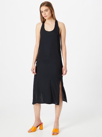 Pepe Jeans - Vestido 'PEYTON' en negro: frente