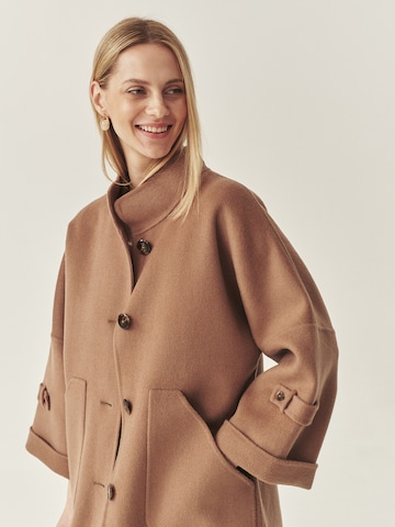 TATUUM - Abrigo de invierno 'MORIWIA' en beige