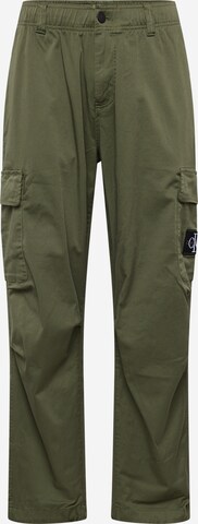 Pantalon cargo 'Essential' Calvin Klein Jeans en vert : devant