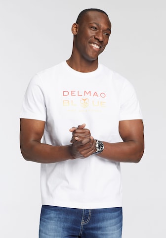 DELMAO Shirt in White: front