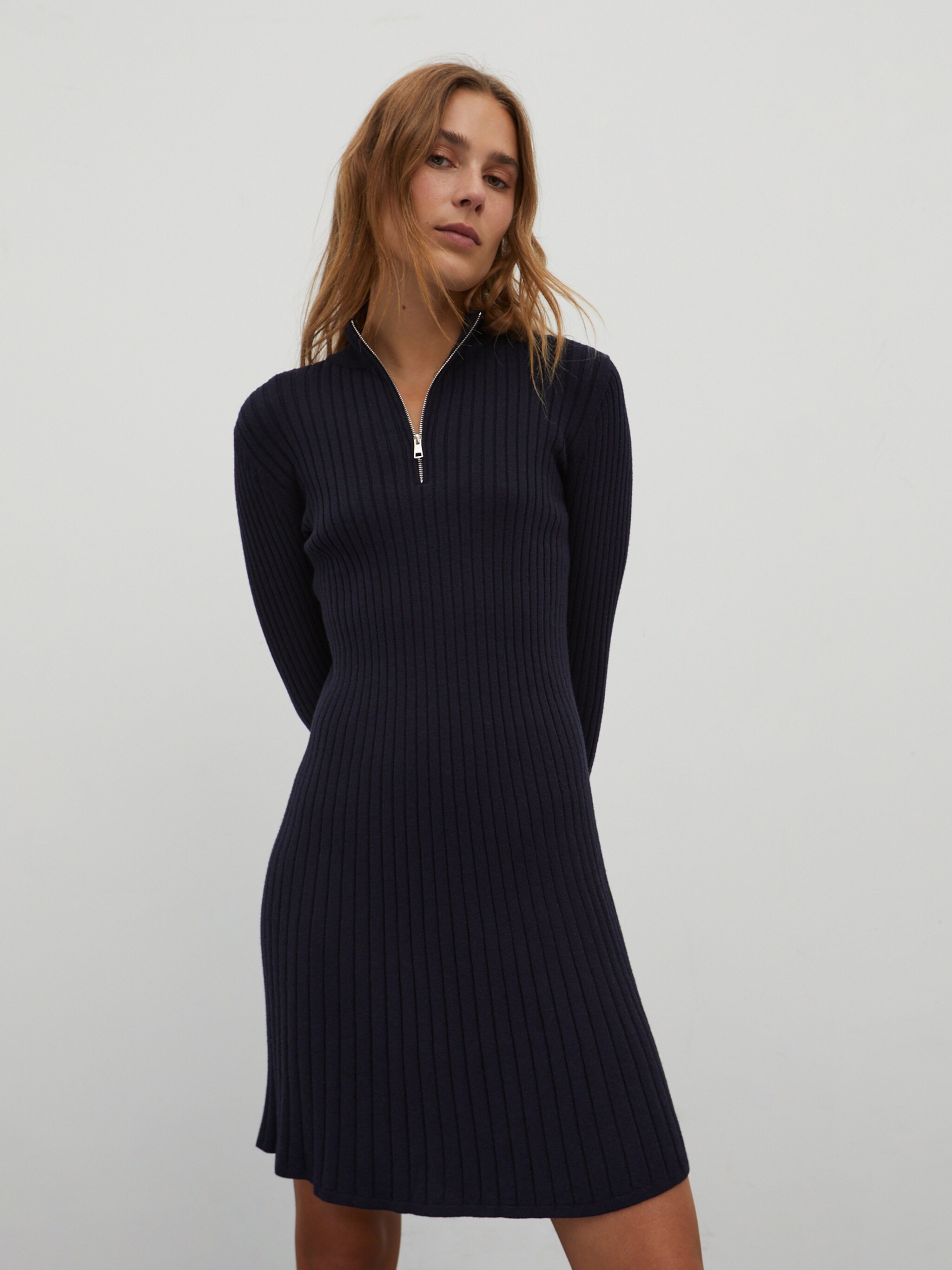 EDITED Produits Robe 'Karoline' bleu marine