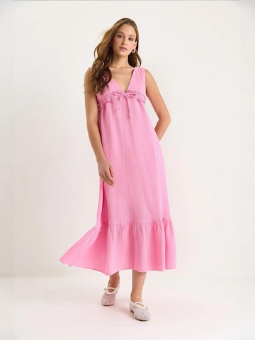 Bianco Lucci - Vestido de verão em rosa