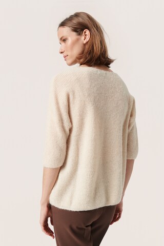 SOAKED IN LUXURY Pullover in Beige