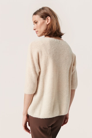 SOAKED IN LUXURY Pullover i beige