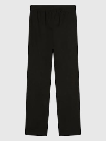 Champion Authentic Athletic Apparel Tapered Hosen in Schwarz