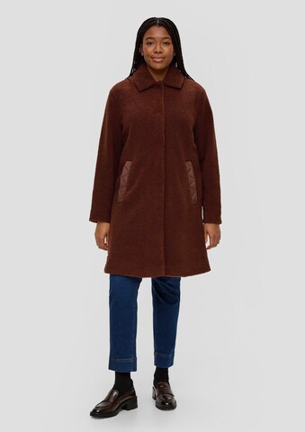 TRIANGLE Between-seasons coat in Brown