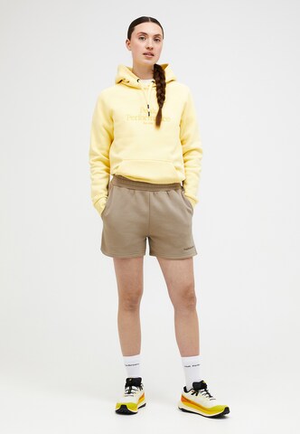 PEAK PERFORMANCE Broek in Bruin: voorkant