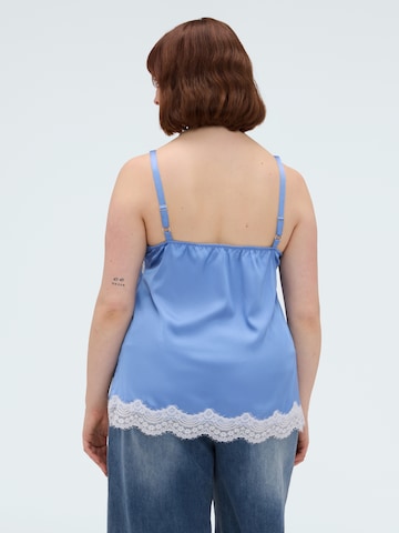 Fiorella Rubino - Top en azul