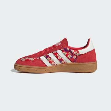 ADIDAS ORIGINALS Кроссовки 'Handball Spezial x Liberty London' в Красный
