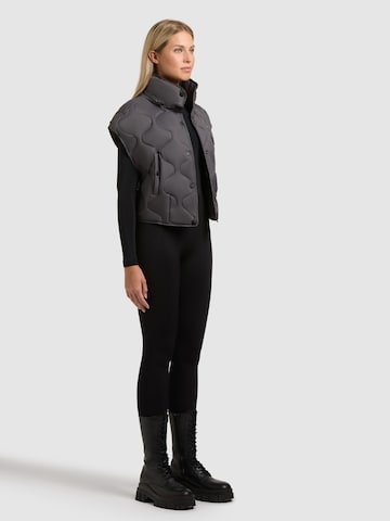 khujo Weste 'Ninga' in Grau