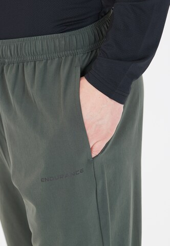 ENDURANCE Tapered Sportbroek 'Jeen' in Groen