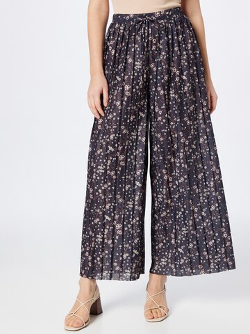 ABOUT YOU Wide leg Pleated Pants 'Viviana' in Blue: front