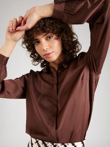 VILA Blouse in Brown