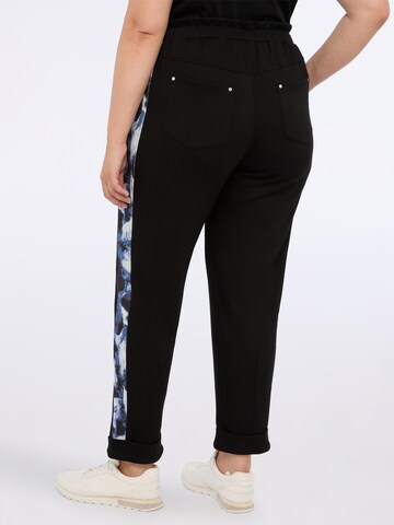 regular Pantaloni di Fiorella Rubino in nero