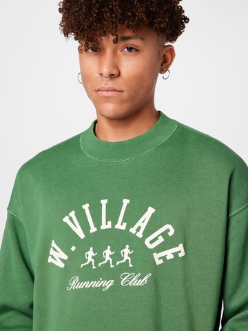 Abercrombie & Fitch Sweatshirt in Green