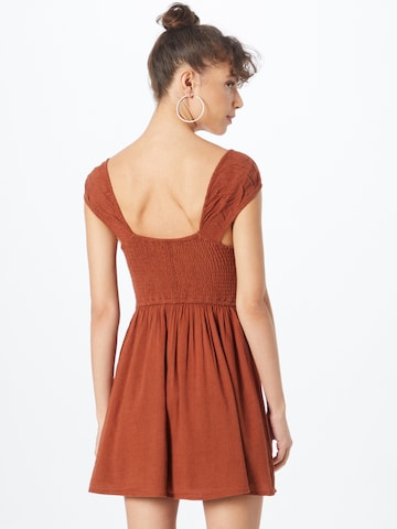 HOLLISTER Kleid 'EMEA' in Braun