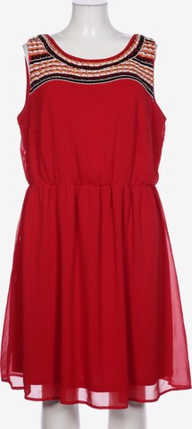 Studio Untold Dress in 4XL in Red: front