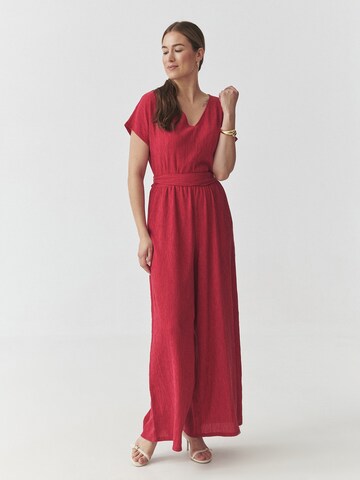 TATUUM - Traje de pantalón en rojo: frente