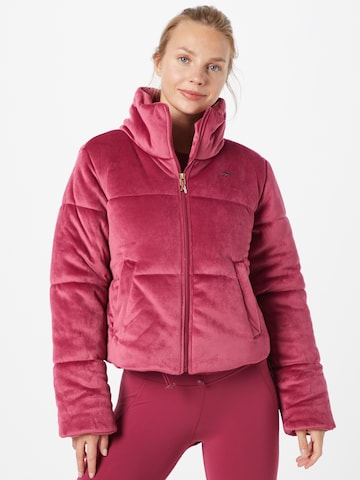 Veste outdoor Reebok en rouge : devant