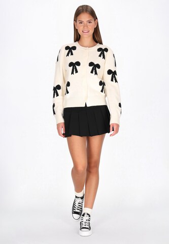 Cardigan MYMO en blanc