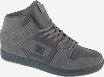 Baskets hautes 'Manteca 4 Hi Se' DC Shoes en gris : devant