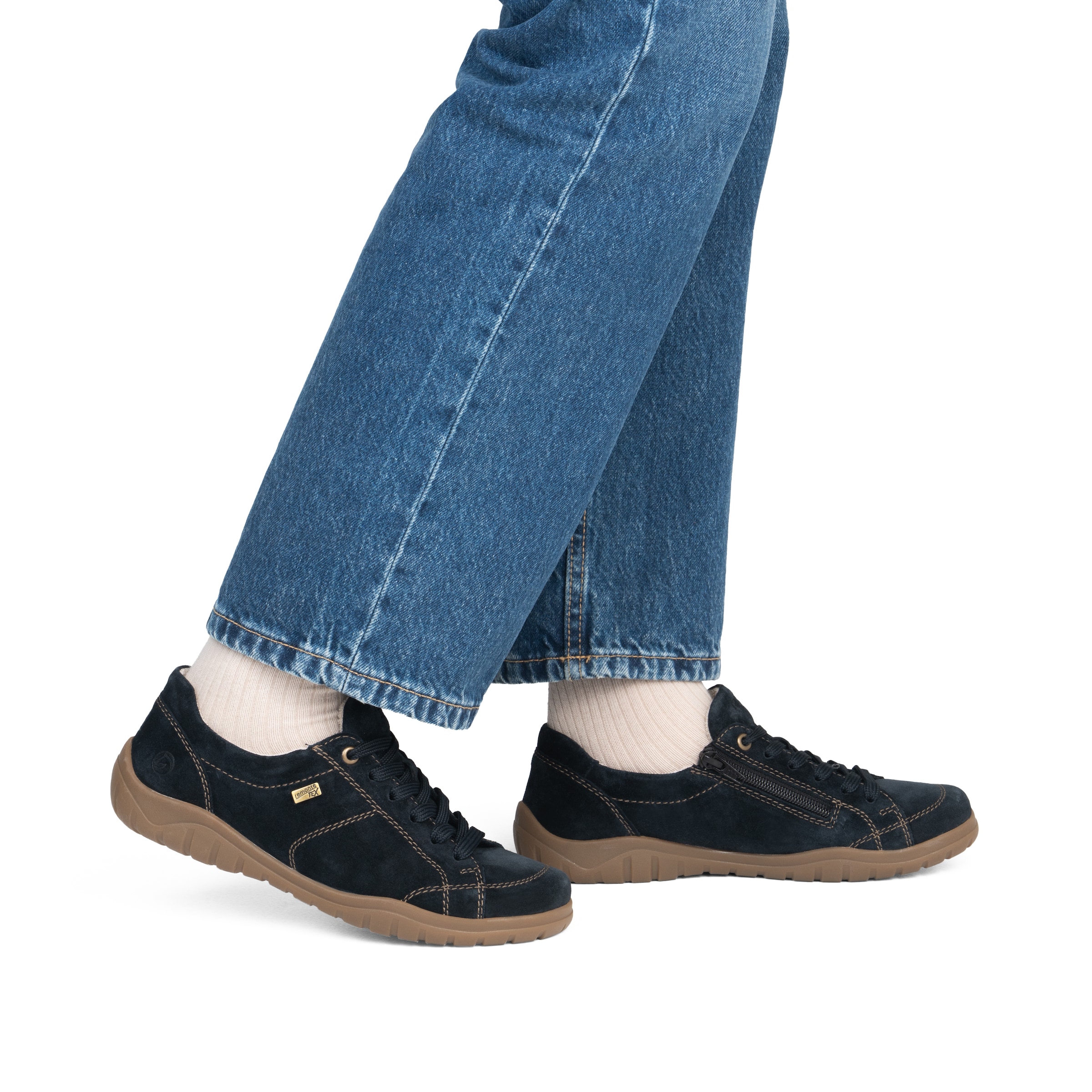 Chaussure à lacets REMONTE en bleu : devant