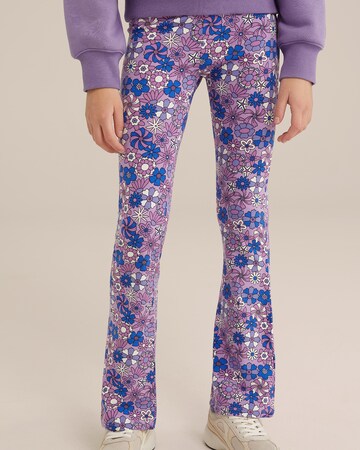 Flared Leggings di WE Fashion in lilla: frontale